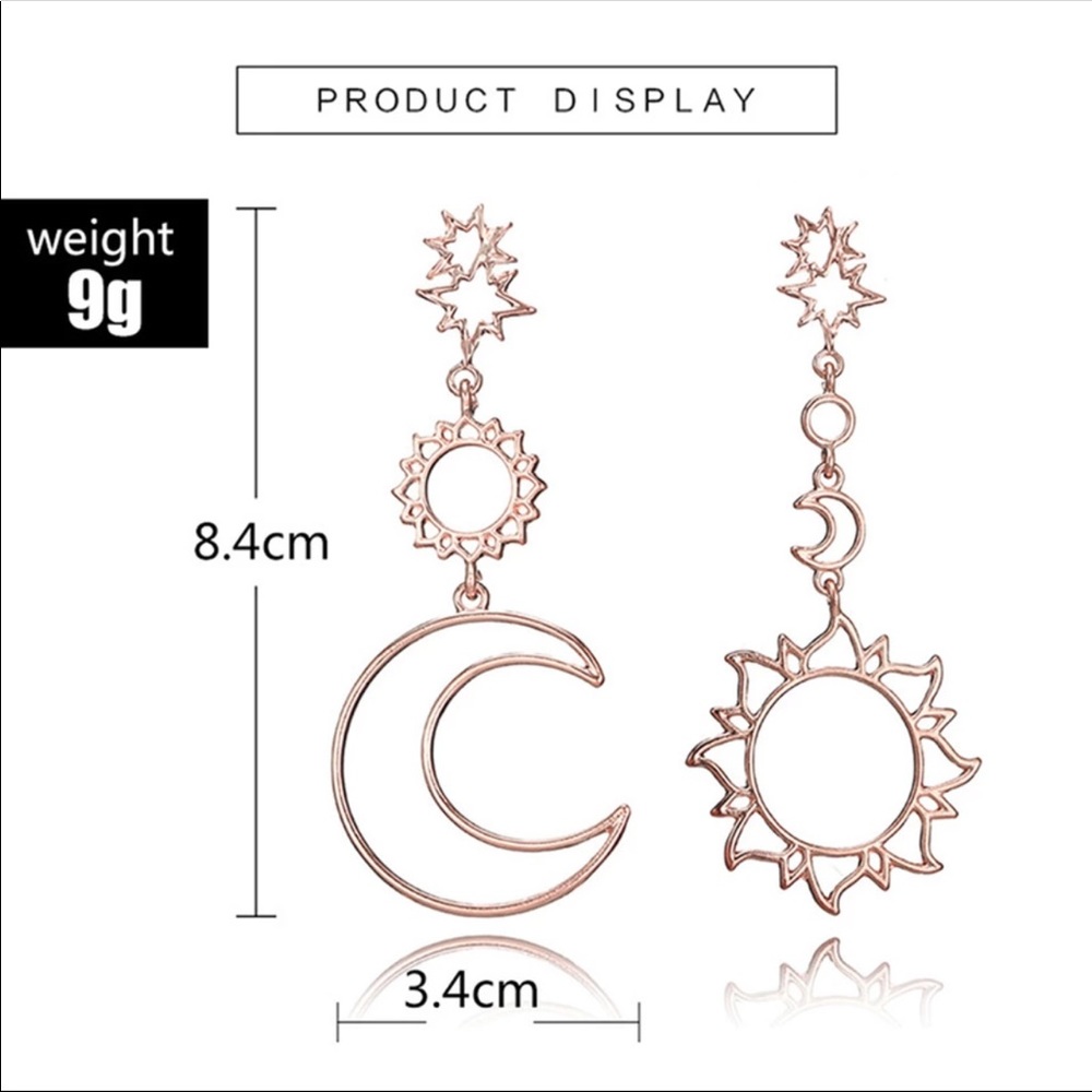 Marvelous Long Gold Sun & Moon Earrings (V1) - Picture 5 of 8